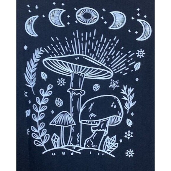 Women's Size 2XL Oversized Mushroom Moon Phases Stretchy Black Top - Picture 3 of 4